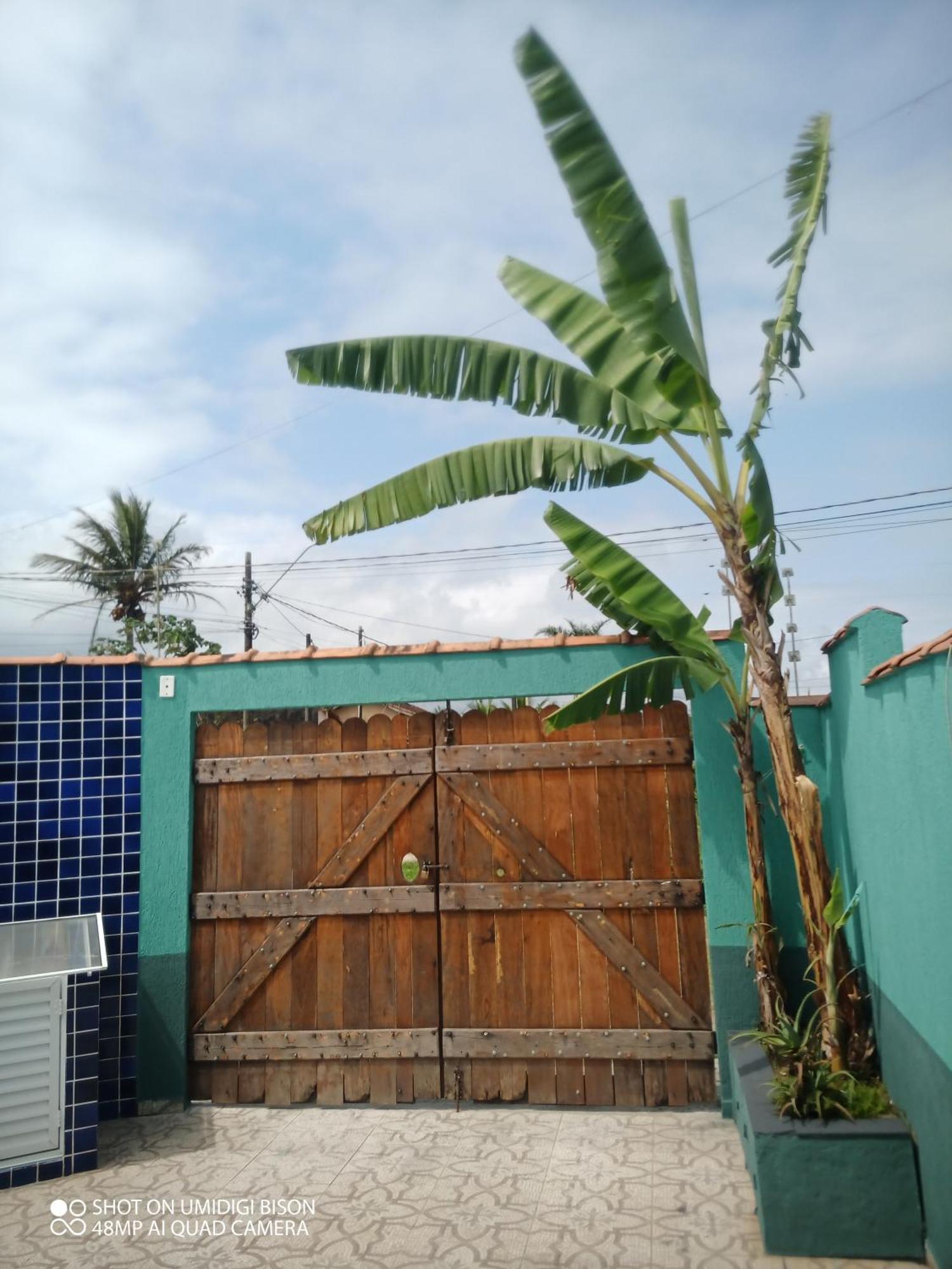 Casa Com Piscina , Churrasqueira, Wi-Fi, Em Rua De Areia A 1Km Da Praia, Bairro Sussegado, Proibido Uso De Som Extremamente Alto Ideal Para Descansar Itanhaém 외부 사진